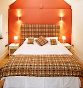 Blas Gwyr Bed & Breakfast offers spacious, modern guest accommodation
